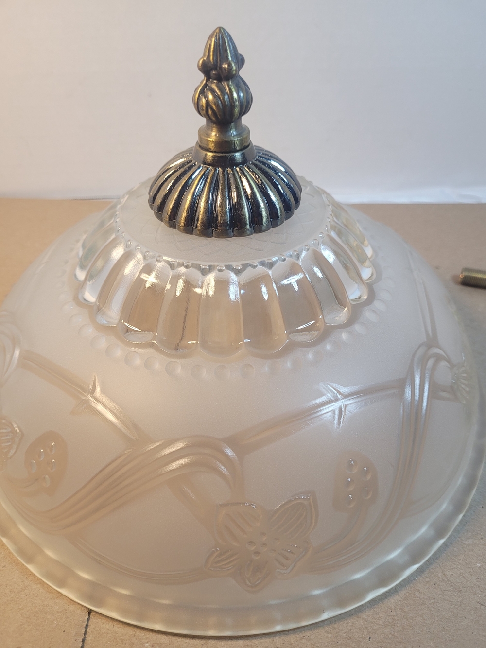 Vintage 10 inch Frosted Embossed Glass Ceiling Light Shade Deco Flowers (A1)